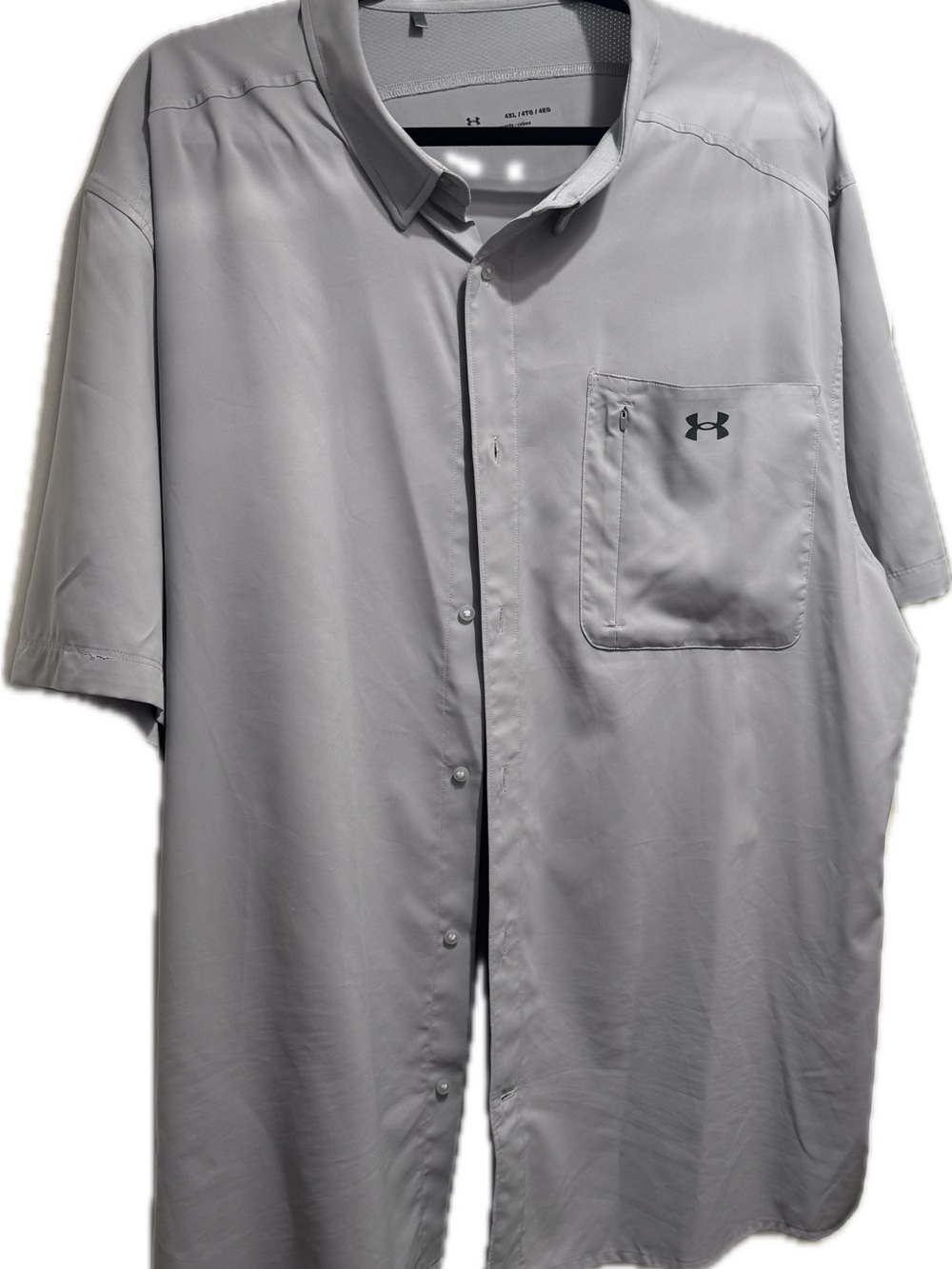Under Armour Light Gray Short-Sleeve Button-Down Camp Shirt